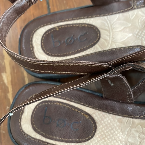 b.o.c. brown sandals (sz 7) - Picture 4 of 8